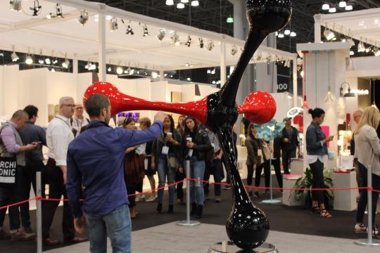 The colorful and rotating sculptures attract a lot of attention at art shows. / Image via Iftah Geva and Agora Gallery, used with permission.