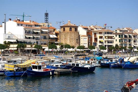 View of Cambrils Port (Credit – wikimediacommons)