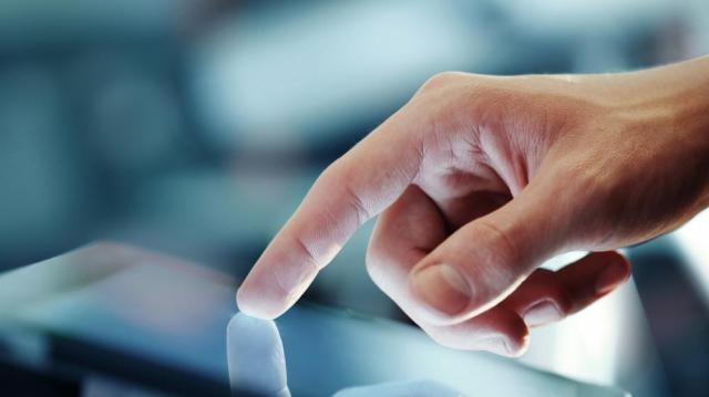 Giappone, arriva la carta igienica per smartphone - virgilio.it