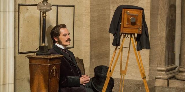 Michael Shannon è George Westinghouse in The Current War - teaser-trailer.com