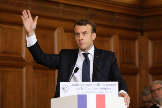 Réforme constitutionnelle: un référendum est-il vraiment possible? - bfmtv.com