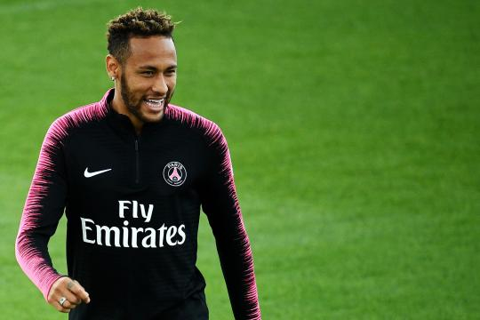 Neymar balaie la rumeur Real Madrid : «J'ai un contrat avec le PSG ... - lefigaro.fr