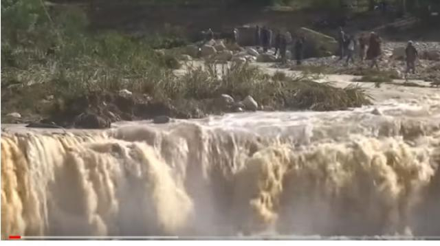 Jordan flash floods kill 11 and force tourists to flee. [Image source/Press TV YouTube video]