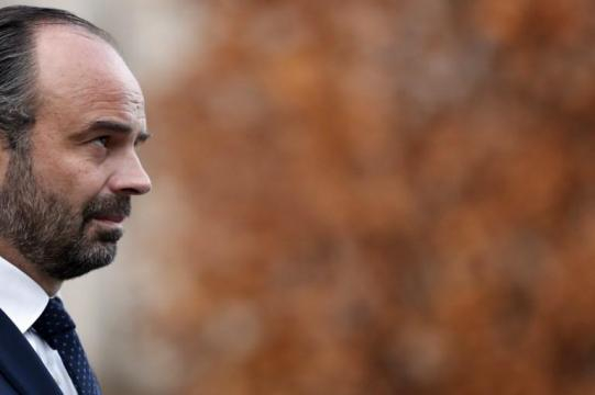 Edouard Philippe va annoncer le gel provisoire des taxes sur les carburants