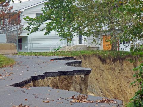 Damage to Butternut Drive in New York after Hurricane Irene. - [Image credit – Daniel Case, Wikimedia Commons]