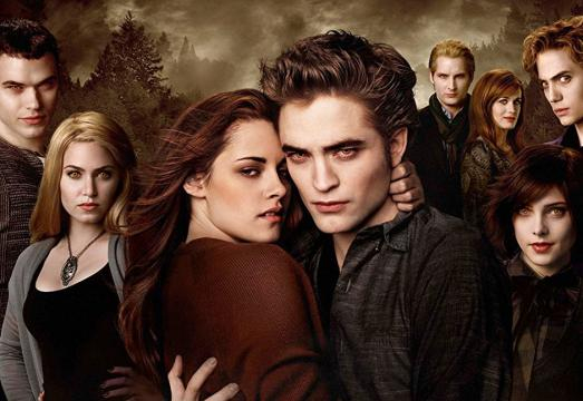 Amazon.com: The Twilight Saga: New Moon: Kristen Stewart, Taylor ... - amazon.com