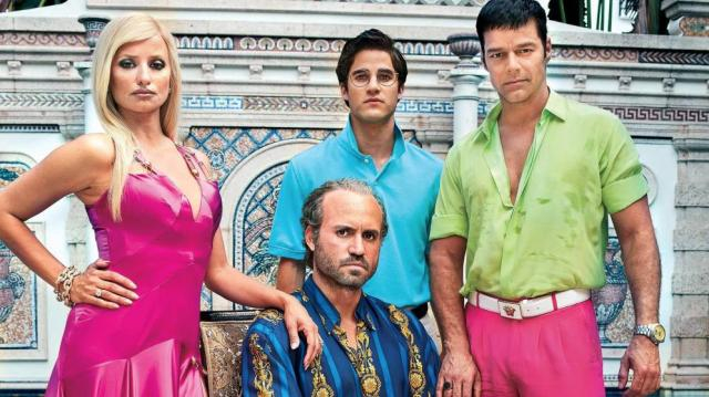 Penélope Cruz, Ricky Martin y Édgar Ramírez posan como Antonio D'amico, Donatella Versace y el propio modisto en American Crime Story