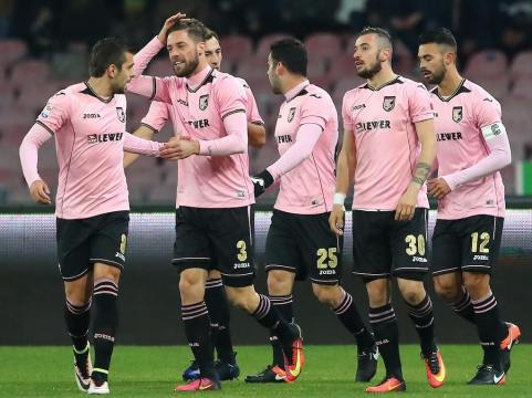 Alcuni giocatori del Palermo calcio.