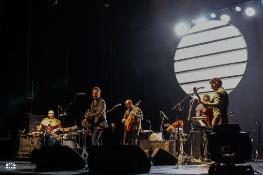 Jorge Drexler junto al resto de músicos.