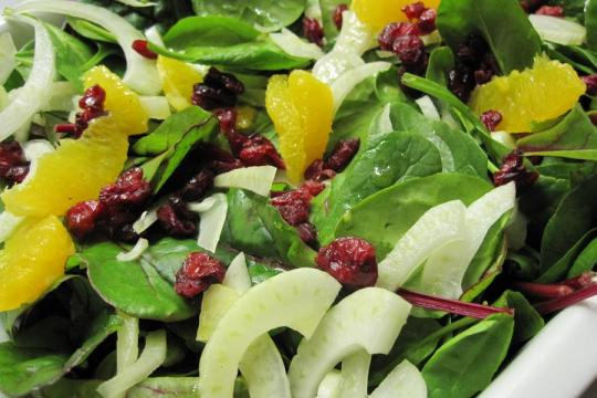 Ritirata insalata mista bio da Italia e Germania per rischio salmonella