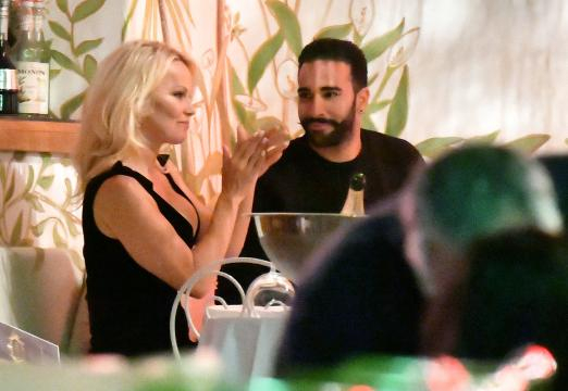 IPamela Anderson e il fidanzato Adil Rami
