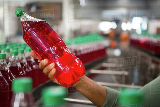 Bibite contaminate: lo studio de Il Sanvagente