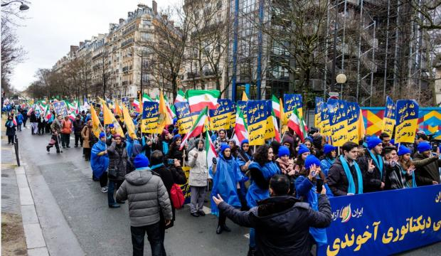 Manifestation du 8 février 2019 de l'opposition iranienne à Paris