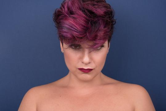 Giovanna D'Angi: il suo nuovo album s'intitola Senza paracadute.