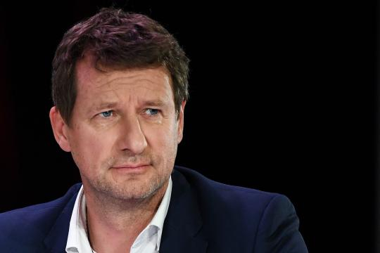 Yannick Jadot condamne 