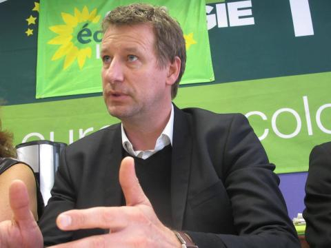 Yannick Jadot, tête de liste EELV aux européennes, le 6 avril, à ... - lanouvellerepublique.fr