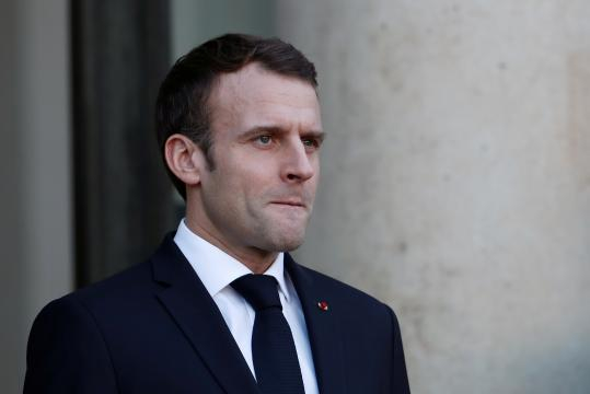 Déterminé, Emmanuel Macron veut aller 
