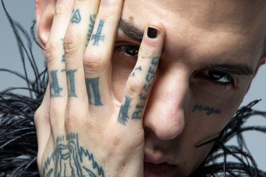 Achille Lauro in uno scatto di Luca D'Amelio