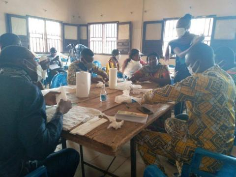 La fabrication des outils pour lutter contre le Covid-19 (c) Minjec