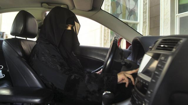 Donne alla guida: via libera in Arabia Saudita - Noi Siamo Futuro - noisiamofuturo.it