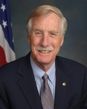 Maine U.S. Senator Angus King in 2013 (Image source: United States Senate/Wikimedia Commons)