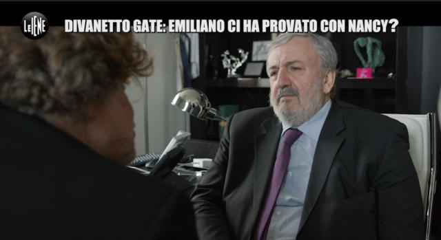 Michele Emiliano durante l'intervista a Le Iene sul Divanetto Gate. © Immagine Mediaset