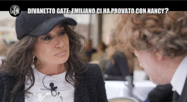 Nancy Dell'Olio durante l'intervista a Le Iene sul Divanetto Gate. © Immagine Mediaset